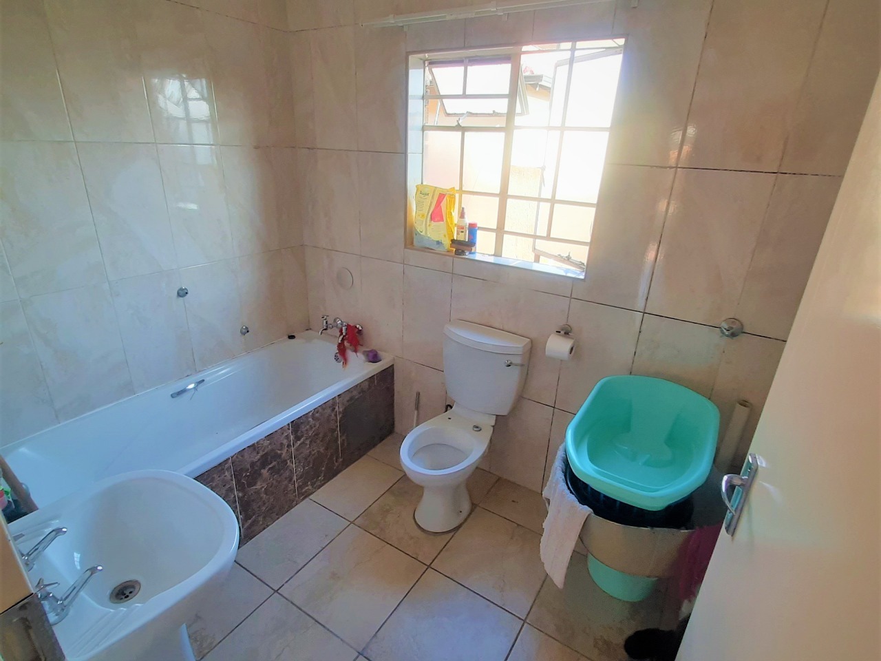 2 Bedroom Property for Sale in Waterval East North West